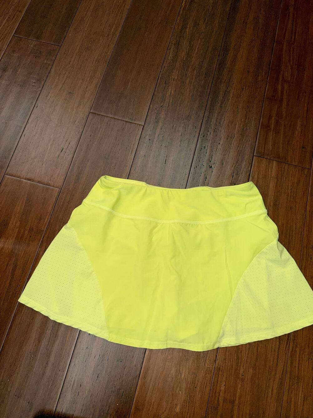 Bright Yellow Etonic Sports Mid-Rise Skirt Medium